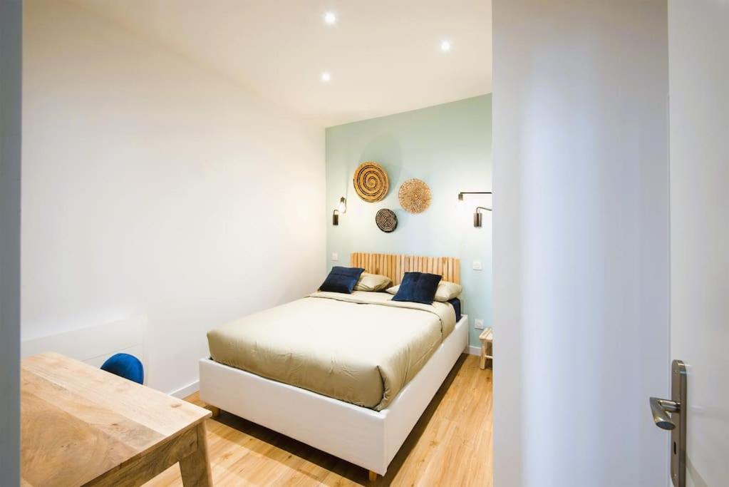 Spacious T2 Near The Halles And The Harbour Toulon Luaran gambar